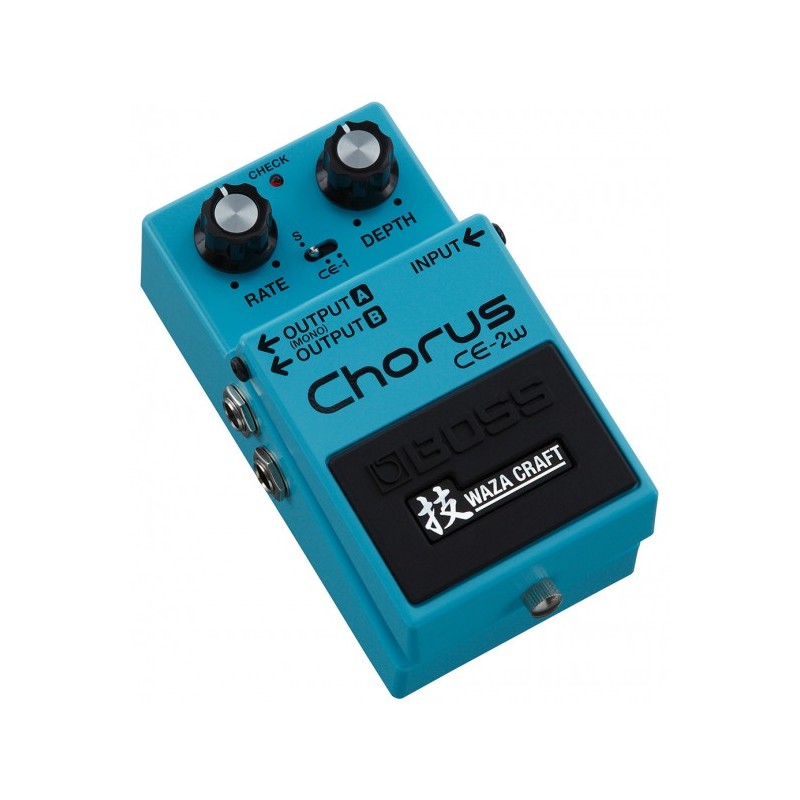 CE-2W Pedal compacto  Chorus Waza Craft por BOSS
