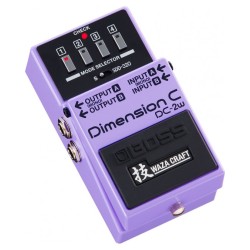 DC-2W Pedal Compacto Dimension C Waza Craft por BOSS