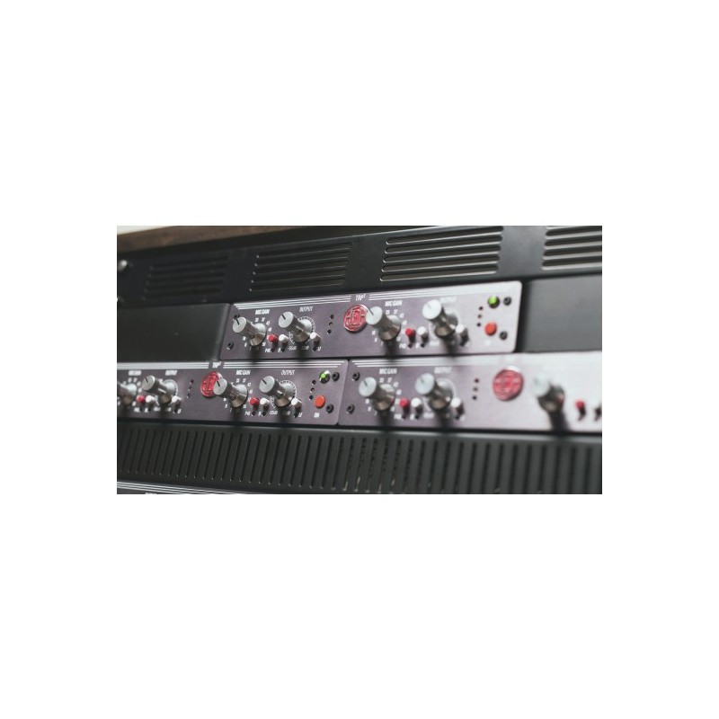 TRP2 Original Ribbon Mic Pre con P48